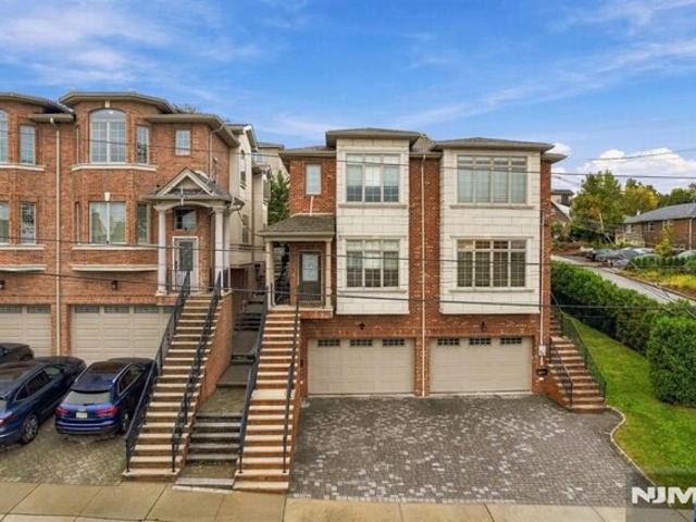 Condo for sale in Palisades Park, Bergen County