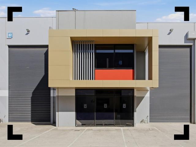 Warehouse for rent in Keon Park, Melbourne