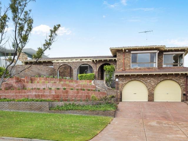 House for sale in City Beach, Town of Cambridge