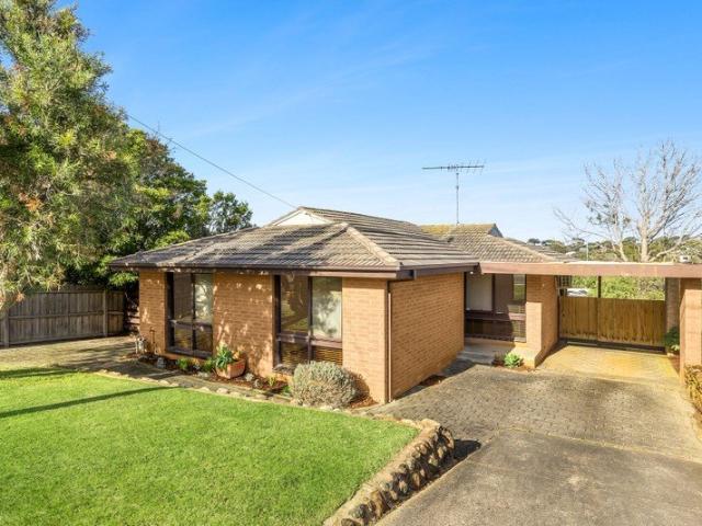 House for sale in Ocean Grove, Victoria