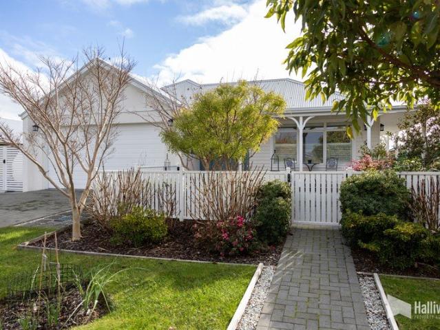 House for sale in Shearwater, Tasmania