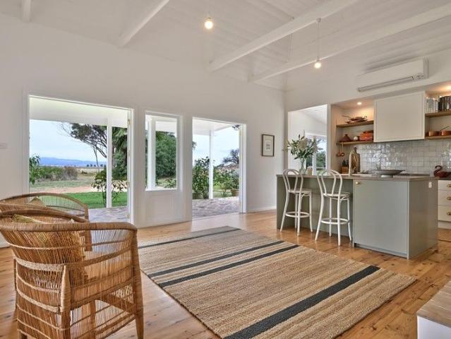 Cottage for sale in Manildra, New South Wales