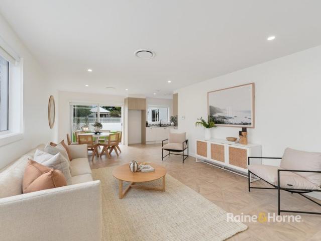 Villa for sale in Ettalong Beach, Gosford