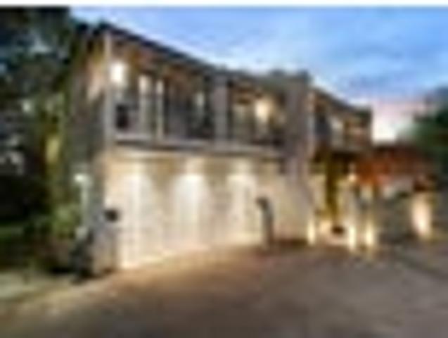 House for sale in Auckland, Oroua County