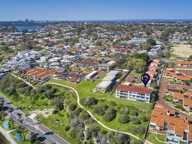 Apartment for sale in Eastern Suburbs Mc