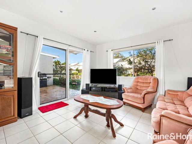 Townhouse for rent in Tea Gardens, New South Wales