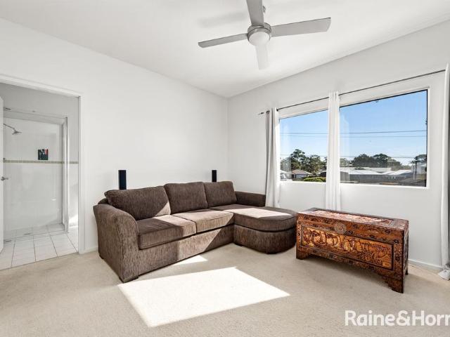 Townhouse for rent in Tea Gardens, New South Wales