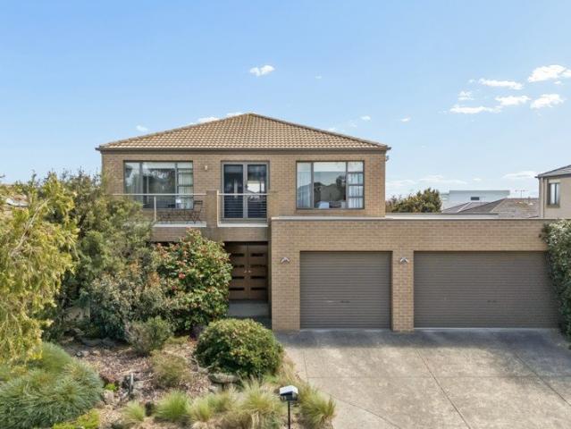 House for sale in Skye Valley Estate, Melbourne