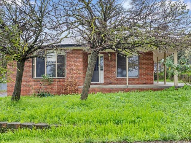 House for rent in Golden Square, Bendigo