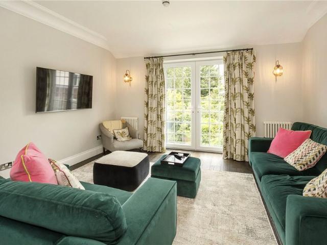 Apartment for rent in Duchy, Harrogate