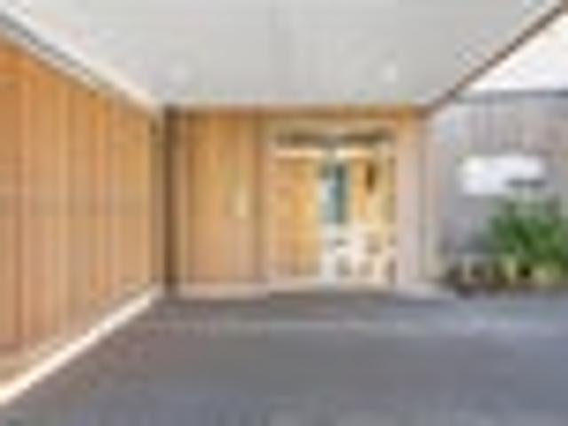 House for sale in Chaslands, Canterbury