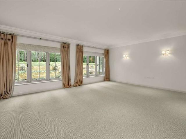 House for rent in Blackhills, Surrey