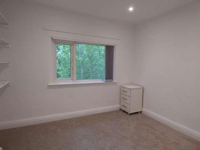 Apartment for rent in Woodbank Estate, Portwood