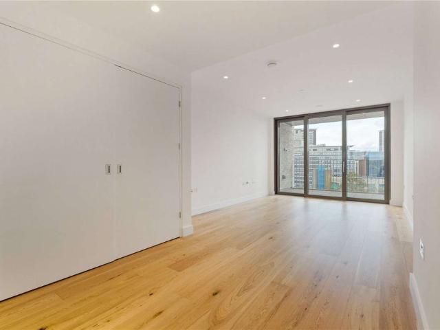 Apartment for rent in London Borough of Wandsworth, Greater London