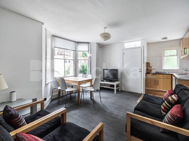 Apartment for rent in Brownswood Park, Greater London
