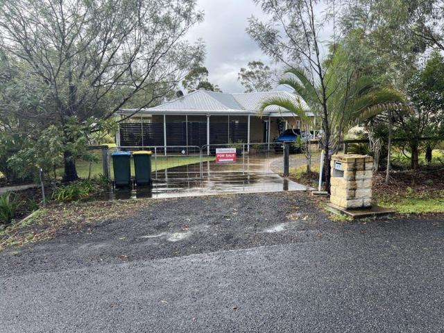 Cottage for sale in Redridge, Queensland