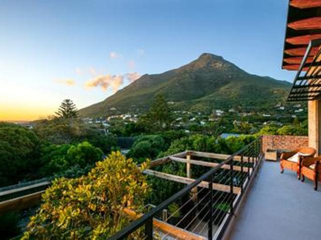 House for sale in Noordhoek, City of Cape Town