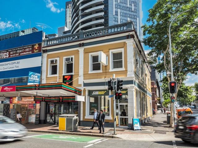 Office for rent in Toombul, Queensland
