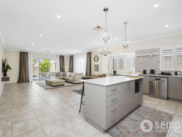 House for sale in Beeliar, Western Australia