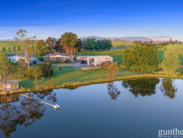 House for sale in Yarra Glen, Melbourne
