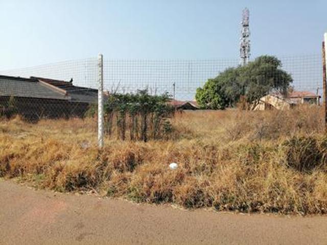 Land for sale in Vosloorus, Gauteng