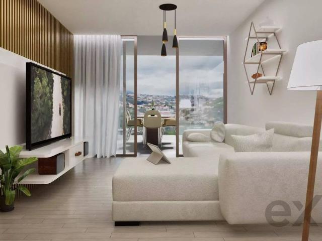 Apartamento venda em Câmara De Lobos, Ilha Da Madeira