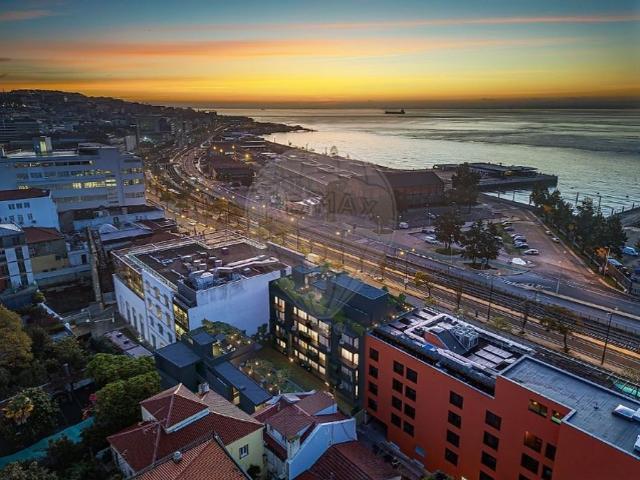 Apartamento venda em Estrela, Lisboa