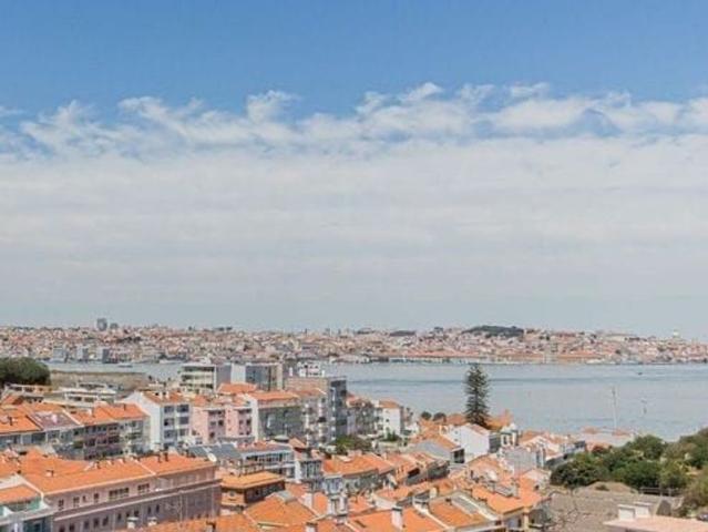 Apartamento venda em Almada, Setúbal