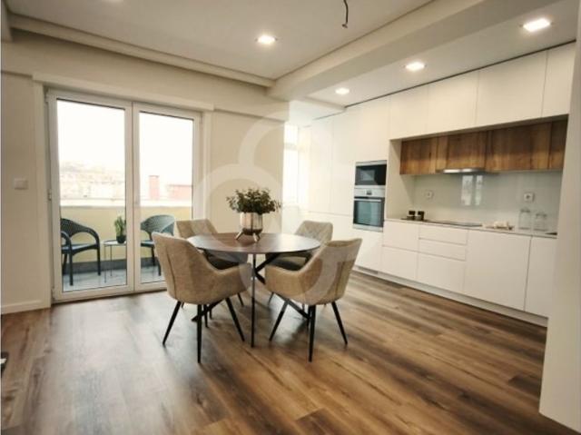 Apartamento venda em Bairro de Santa Cruz de Benfica, Lisboa