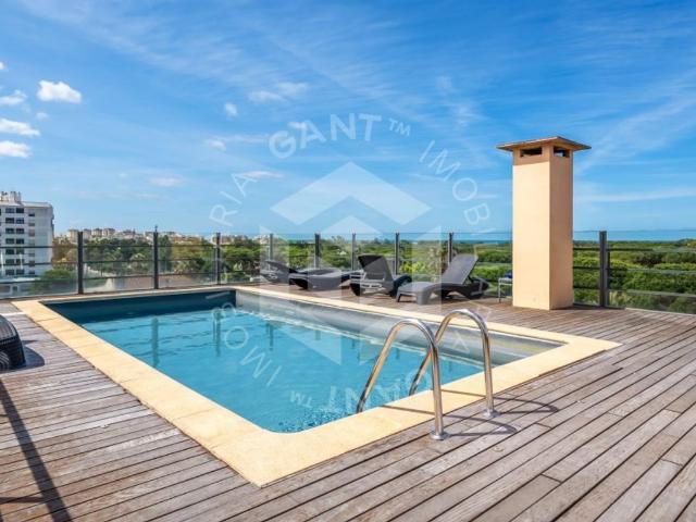 Apartamento venda em Almada, Setúbal