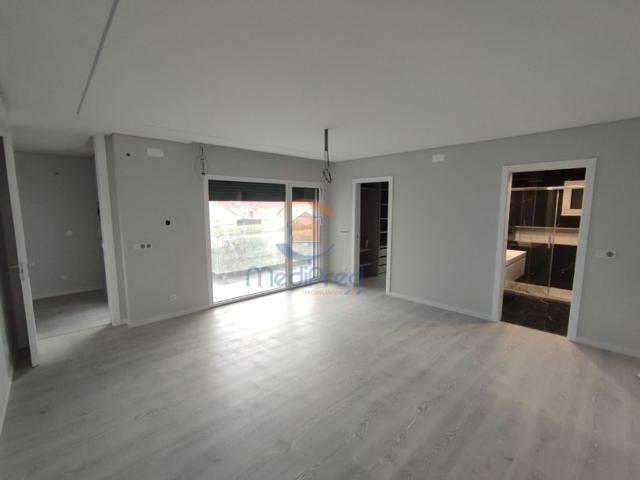 Apartamento venda em Torres da Bela Vista, Santiago Dos Velhos