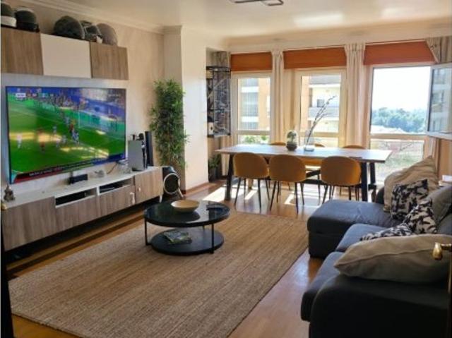 Apartamento venda em Catujal, Santiago Dos Velhos