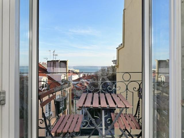 Apartamento venda em Misericórdia, Lisboa