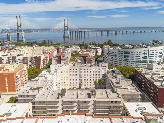 Apartamento venda em Quinta das Laranjeiras, Lisboa