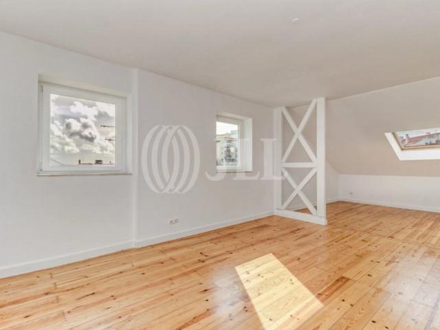 Apartamento venda em Estrela, Lisboa