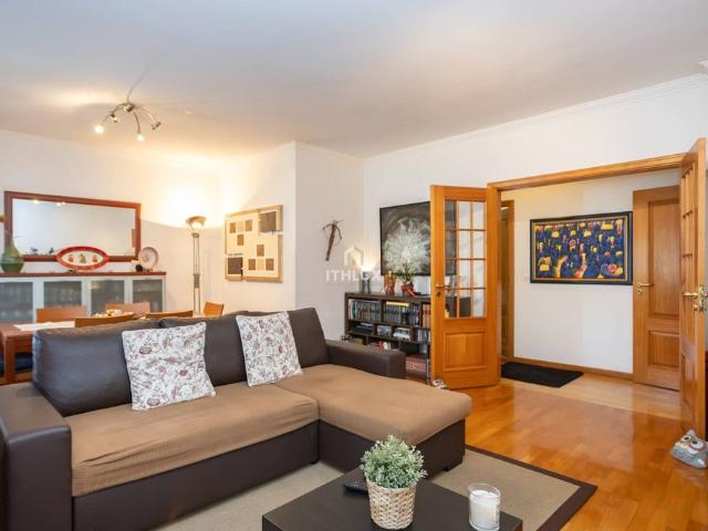 Apartamento venda em Oeiras, Miraflores