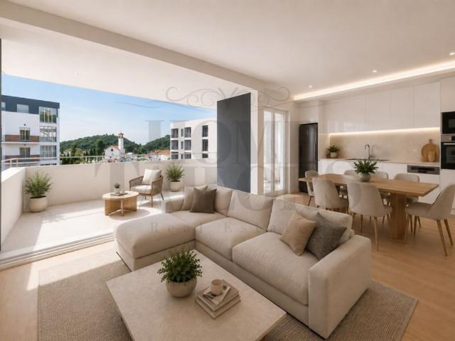 Apartamento venda em Castelo, Sesimbra