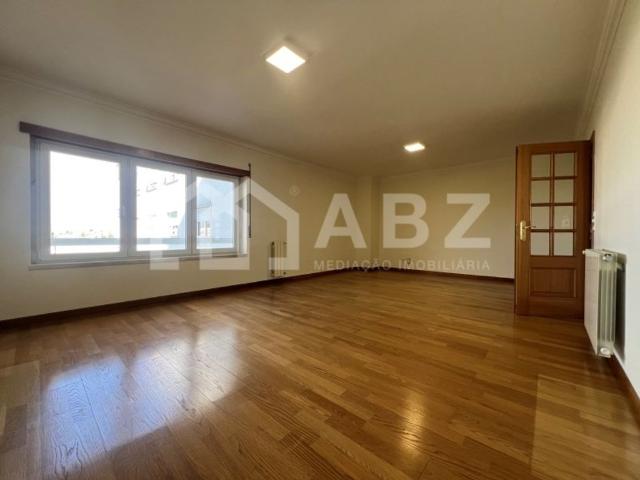 Apartamento venda em Real Forte, Santiago Dos Velhos