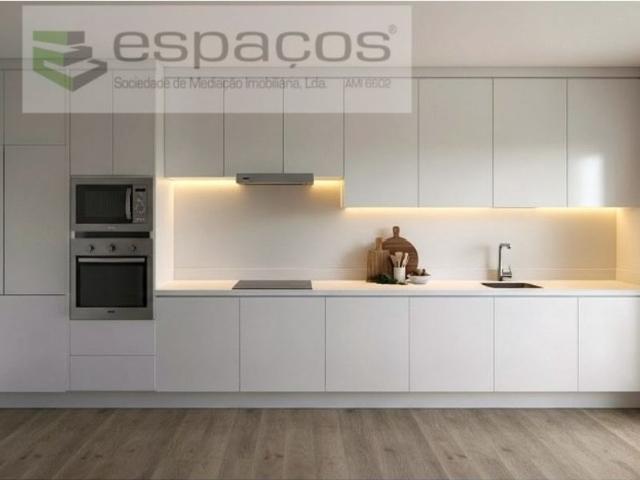 Apartamento venda em Pombais, Odivelas