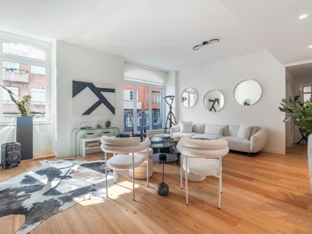 Apartamento venda em Santo António, Lisboa