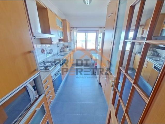 Apartamento venda em Serra da Amoreira, Odivelas