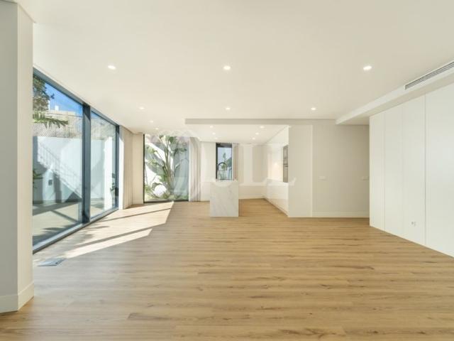 Apartamento venda em Santo Amaro, Lisboa