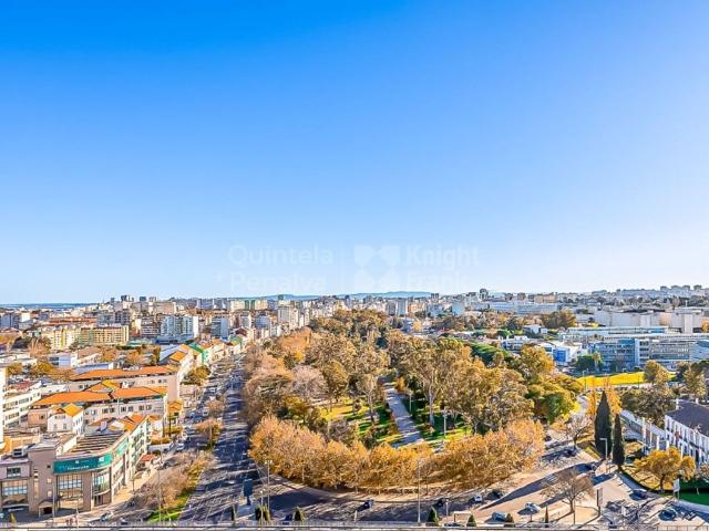 Apartamento venda em Quinta do Lambert, Lisboa