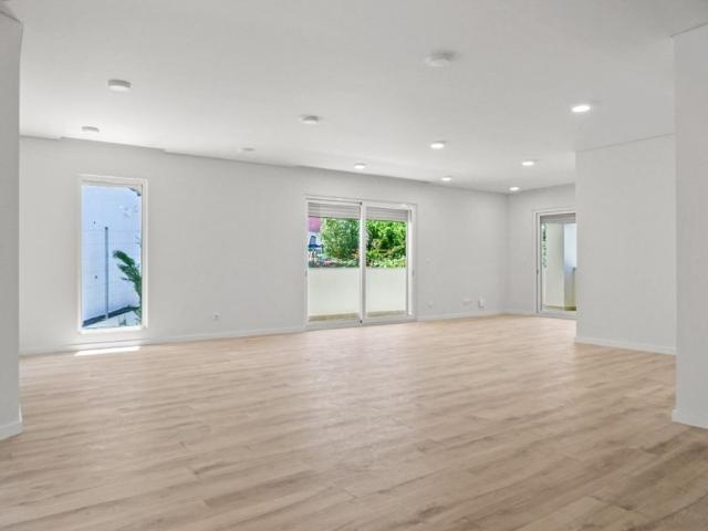 Apartamento venda em Santa Clara, Lisboa