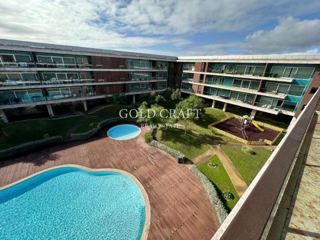 Apartamento venda em Santiago Dos Velhos, Lisboa