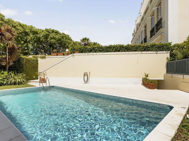 Apartamento venda em Estrela, Lisboa