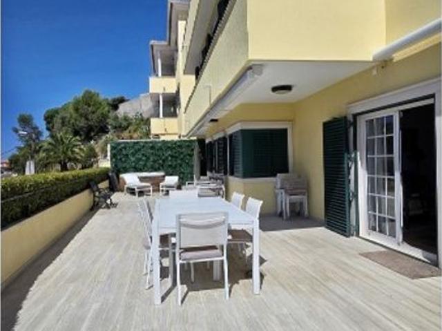 Apartamento venda em Quinta de São Martinho, Cascais