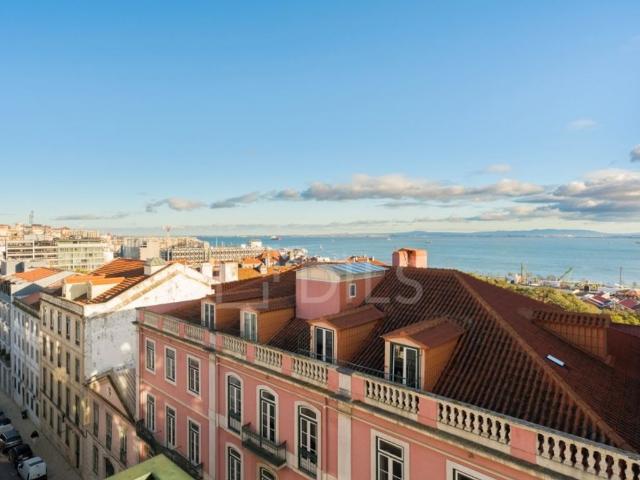 Apartamento venda em Estrela, Lisboa