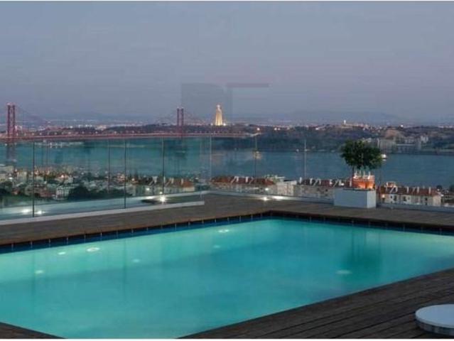 Apartamento venda em São Francisco Xavier, Lisboa