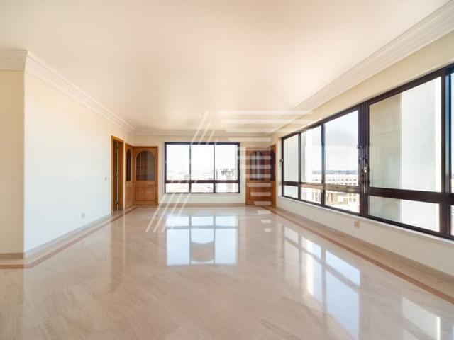 Apartamento venda em Avenidas Novas, Lisboa